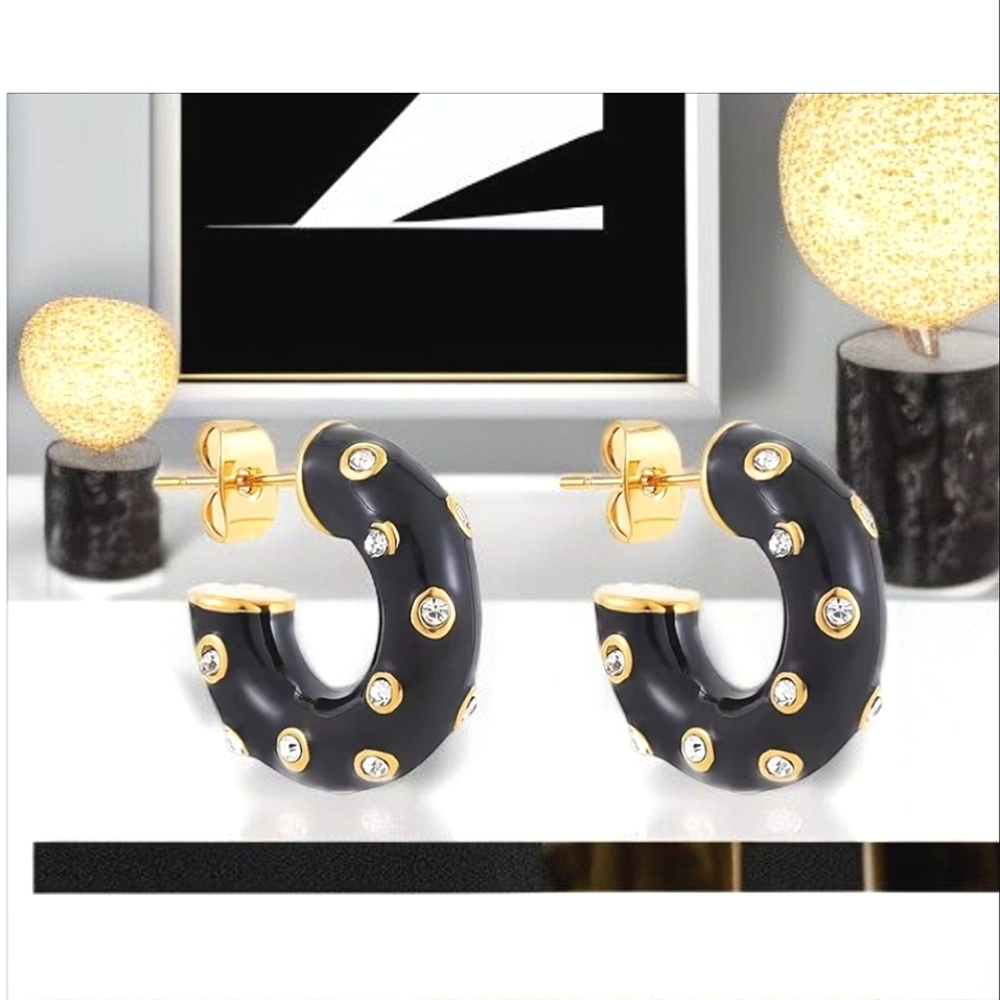Gorgeous Black Enamel Zircon Crystal Huggie Hoop Earrings